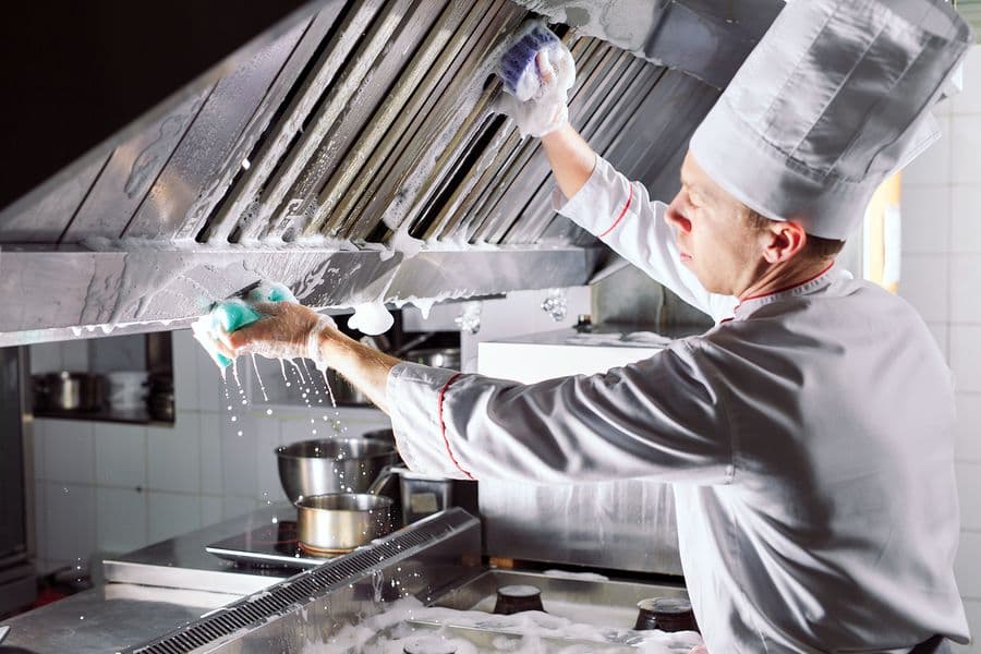 KITCHEN DEEP CLEANING